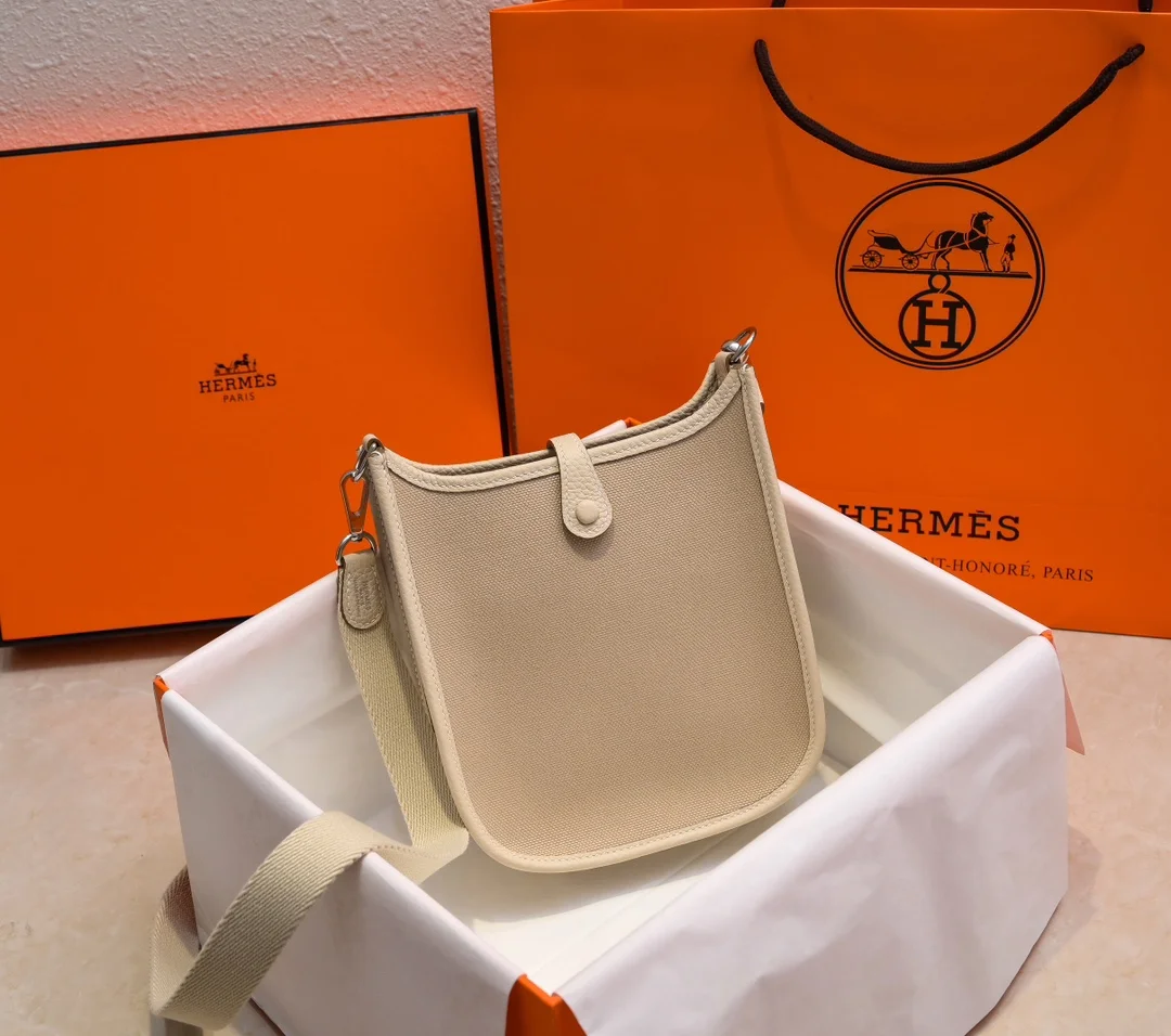HERMES Shoulder Bags Canvas Leather (Beige-White) 16X29CM I50202608090438 - Image 4