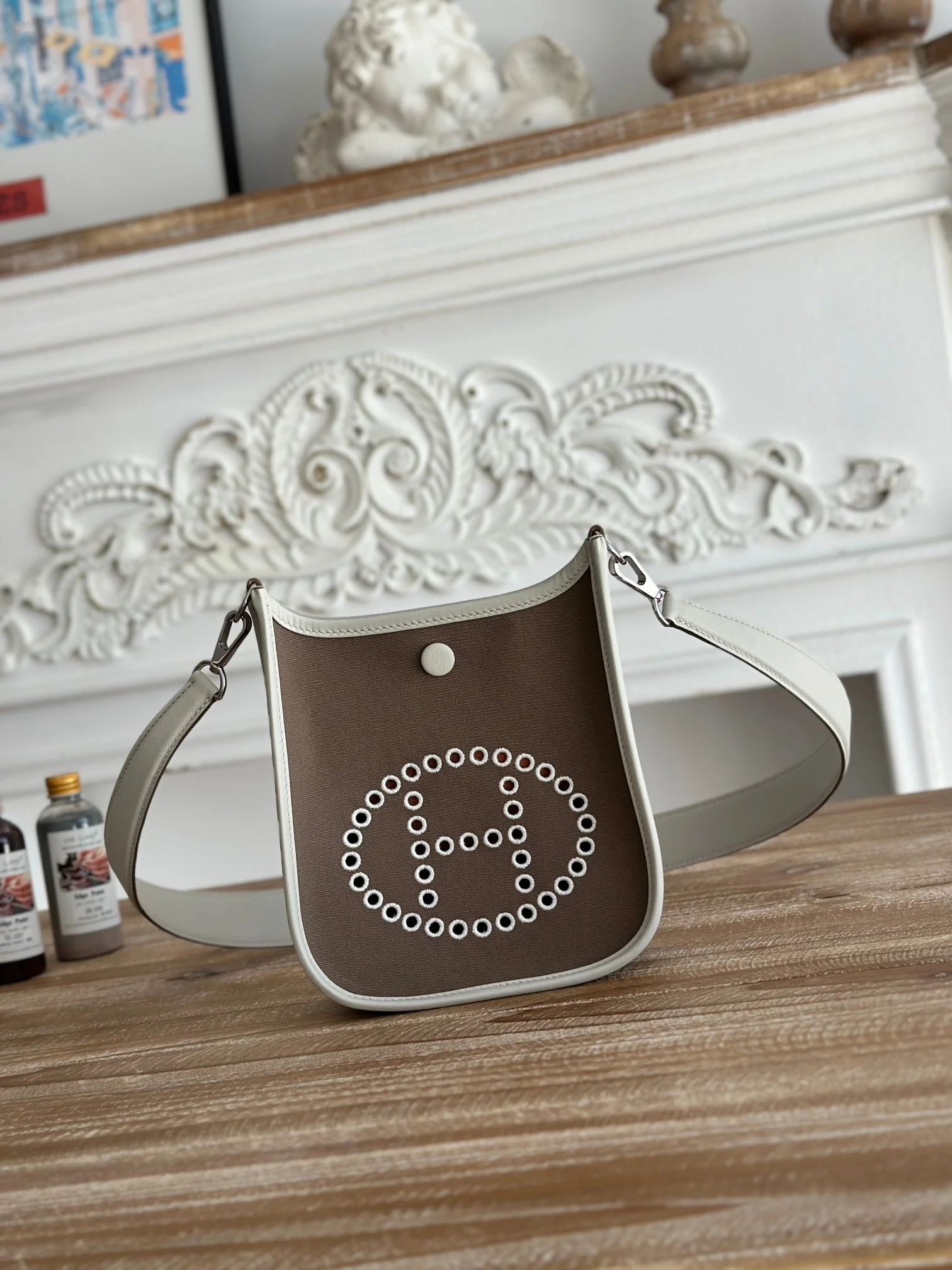 HERMES Shoulder Bags Canvas Leather (Brown-White) 16X29CM I50202608090432
