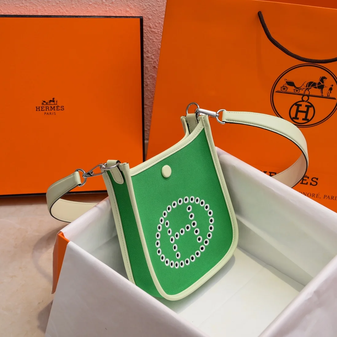 HERMES Shoulder Bags Canvas Leather (Green-White) 16X29CM I50202608090441 - Image 9