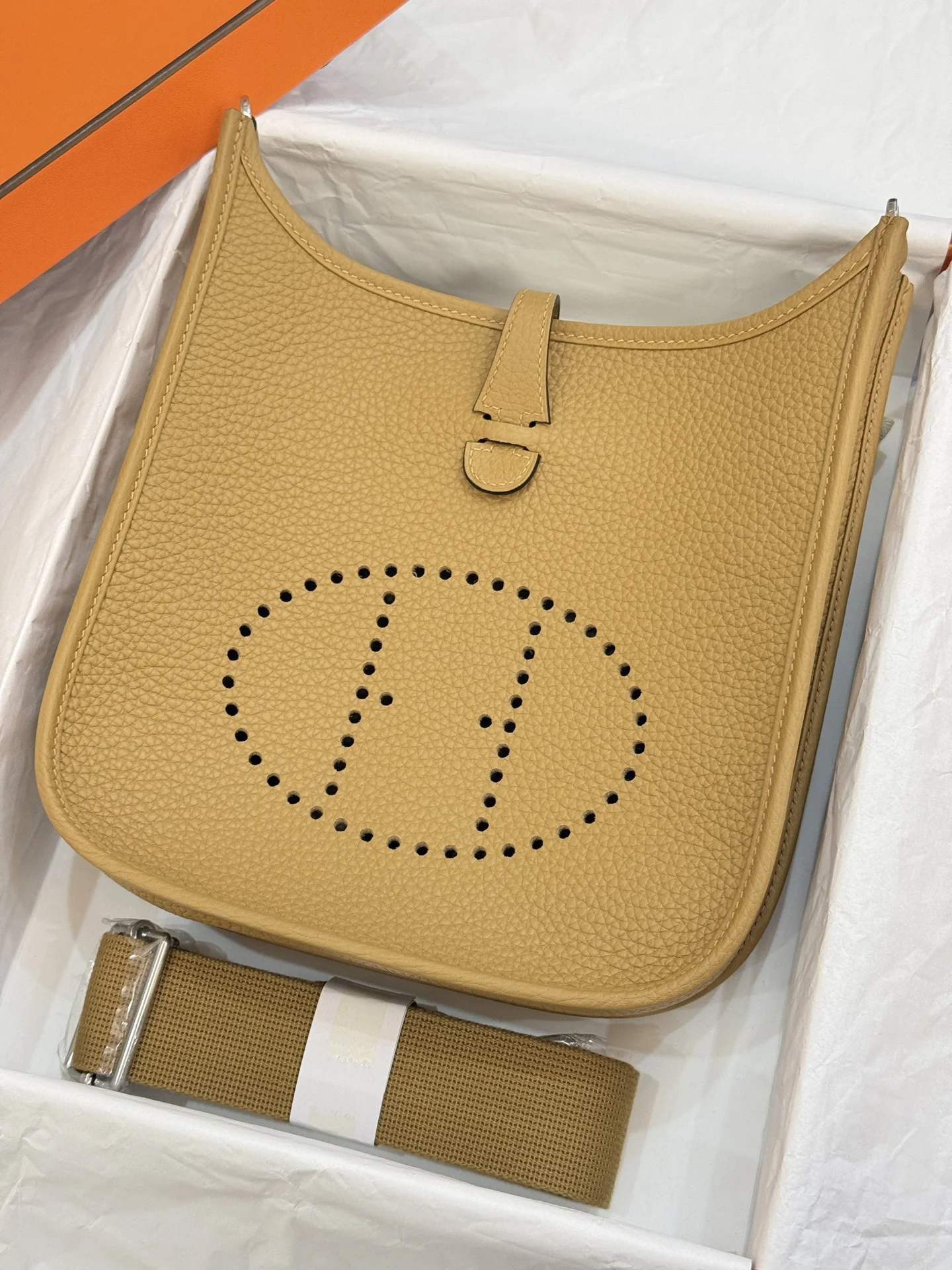 HERMES Shoulder Bags (Gold) 23CM A050202608091408