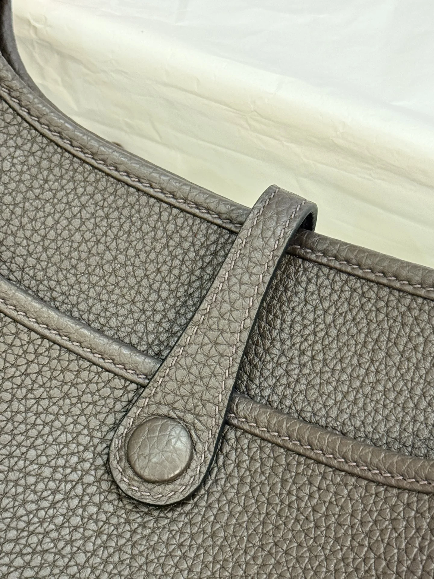 HERMES Shoulder Bags (Gray-Gold) 23X16X29CM A050202608091411 - Image 4