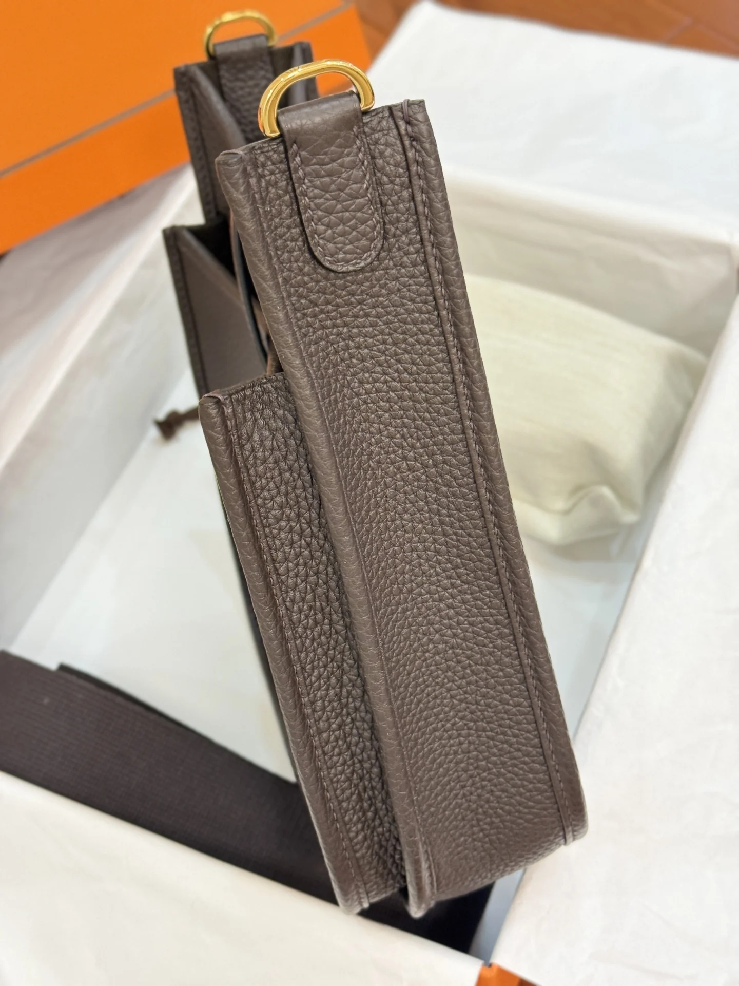 HERMES Shoulder Bags (Gray-Gold) 23X16X29CM A050202608091411 - Image 5