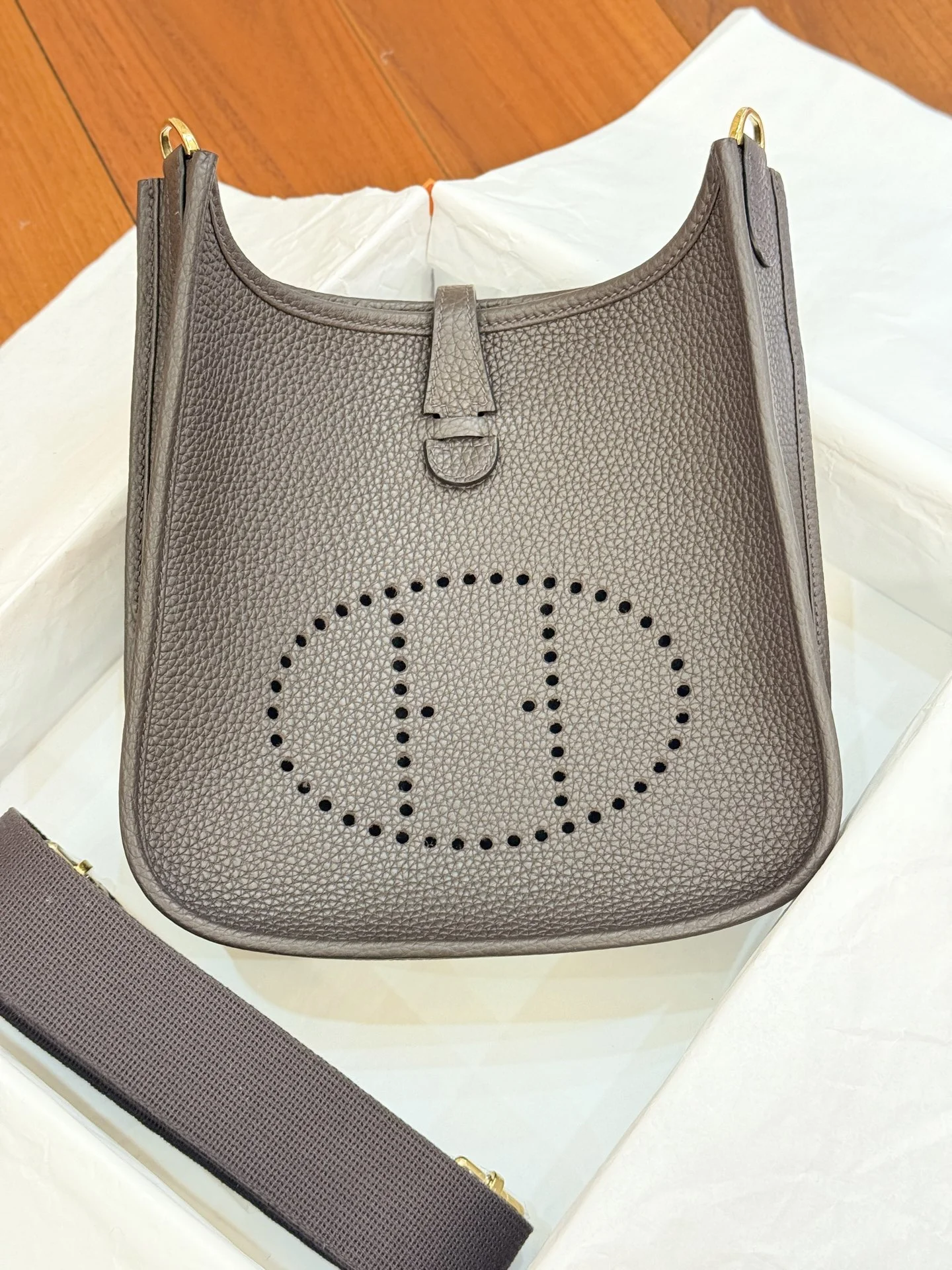 HERMES Shoulder Bags (Gray-Gold) 23X16X29CM A050202608091411 - Image 8