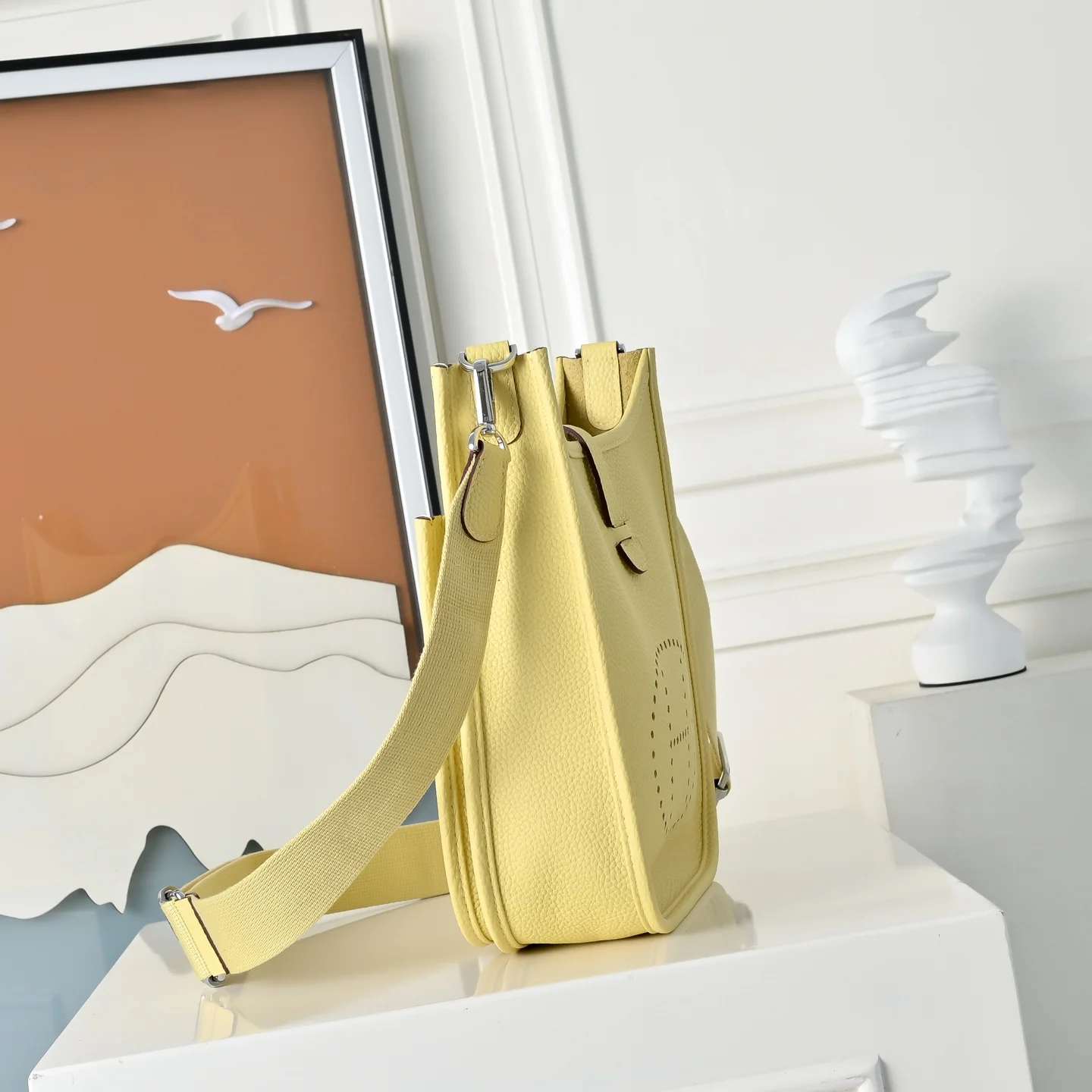 HERMES Shoulder Bags TC Calfskin (Yellow) 23CM H50202608090970 - Image 2