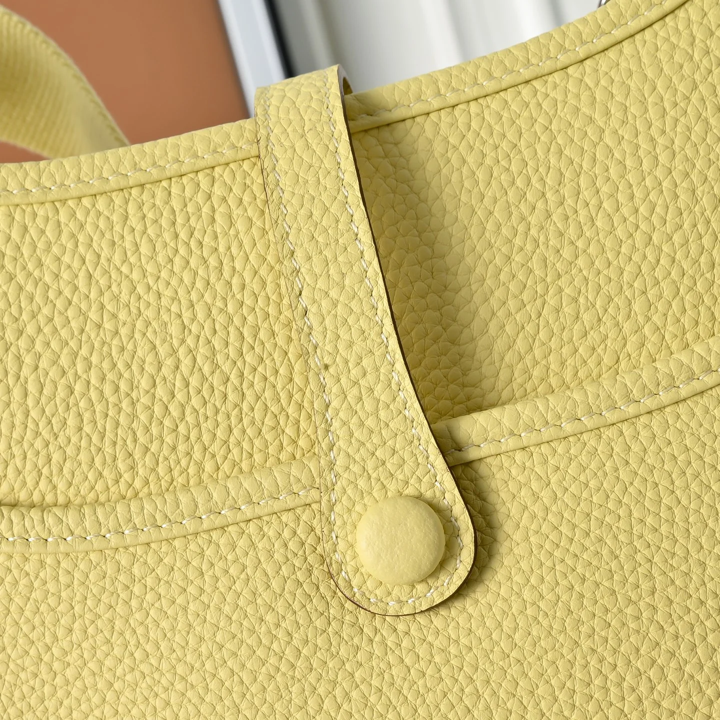 HERMES Shoulder Bags TC Calfskin (Yellow) 23CM H50202608090970 - Image 5