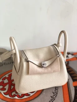HERMES Shoulder Bags TC Leather (Beige) 19CM H50202608090355
