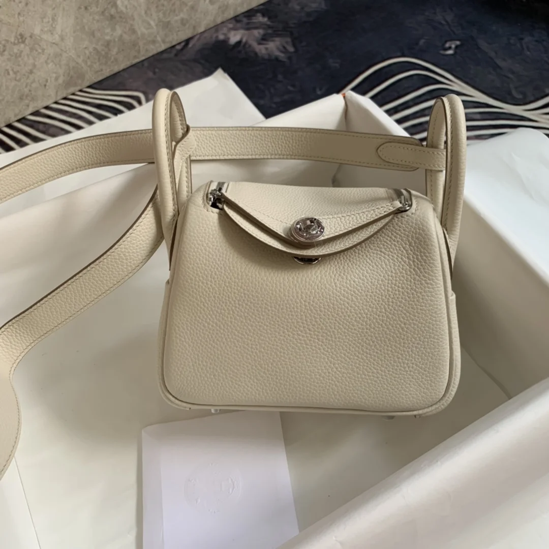 HERMES Shoulder Bags TC Leather (Beige) 19CM H50202608090374