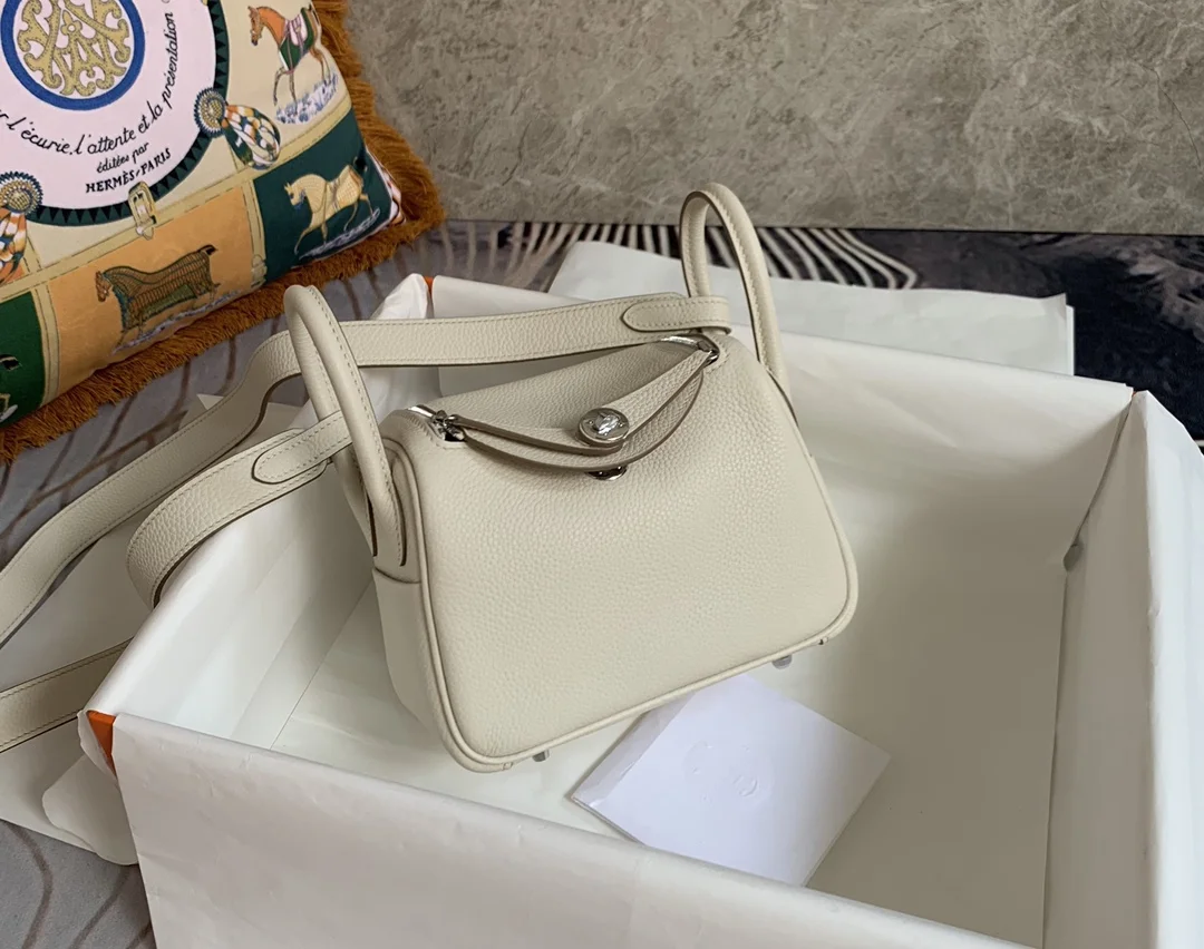 HERMES Shoulder Bags TC Leather (Beige) 19CM H50202608090374 - Image 9