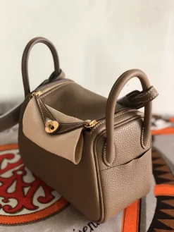 Alternative view of HERMES Shoulder Bags TC Leather (Brown-Gold) 19CM H50202608090351