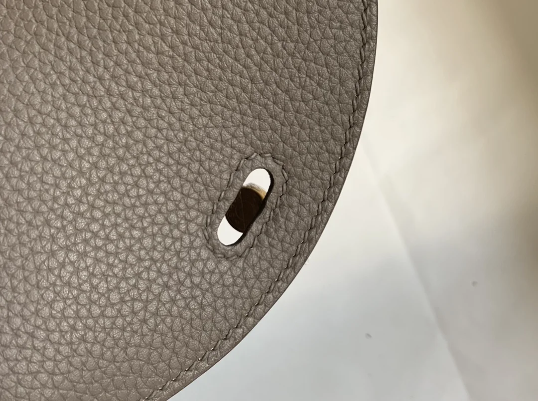 HERMES Shoulder Bags TC Leather (Gray-Gold) 19CM H50202608090383 - Image 8