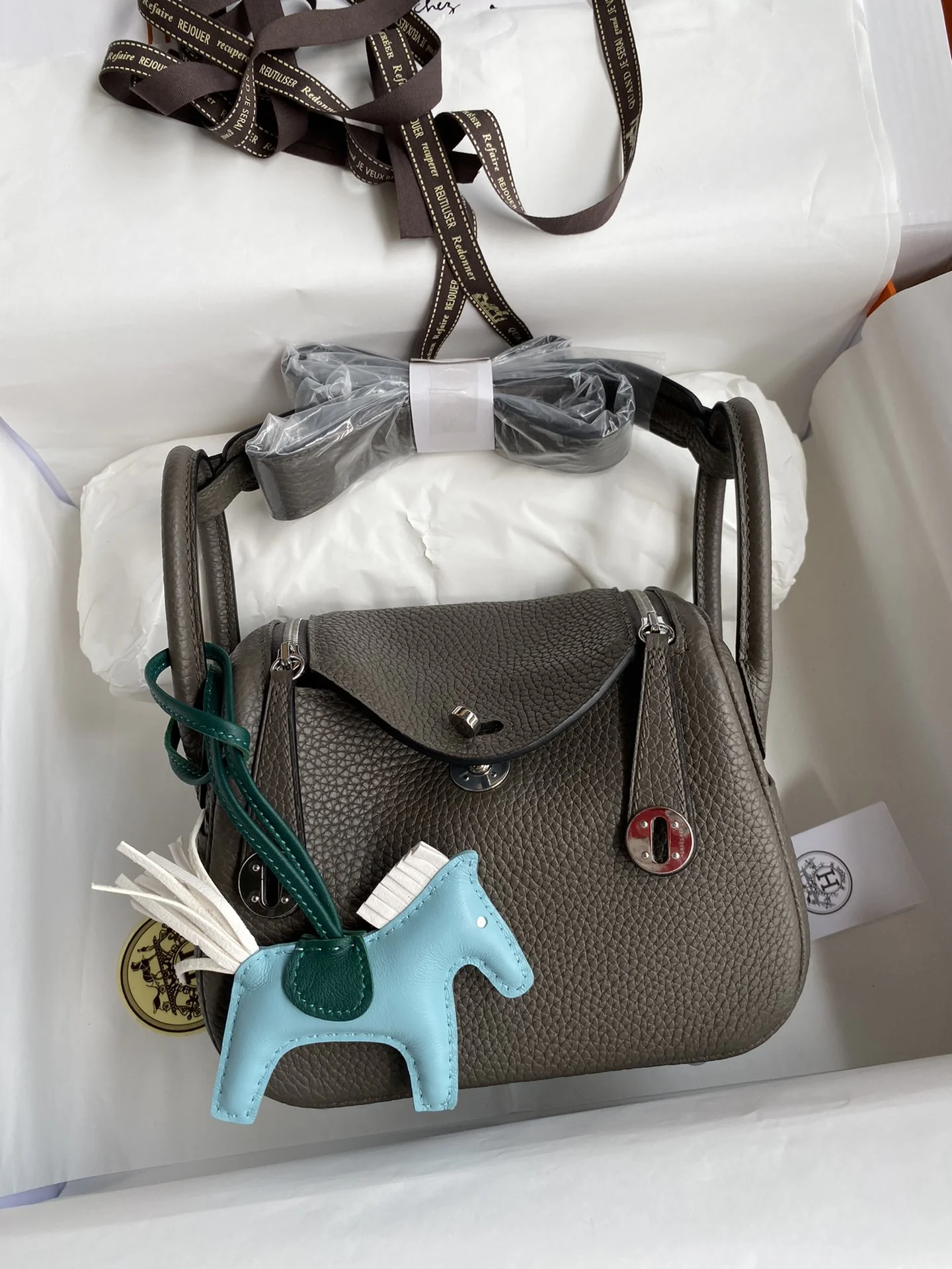 HERMES Shoulder Bags TC Leather (Gray-Silver) 19CM H50202608090415 - Image 9