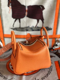 Alternative view of HERMES Shoulder Bags TC Leather (Orange-Gold) 19CM H50202608090363