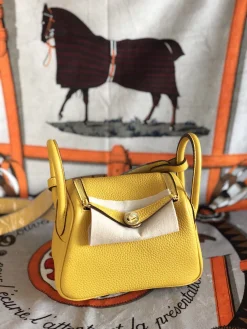 HERMES Shoulder Bags TC Leather (Yellow-Gold) 19CM H50202608090361