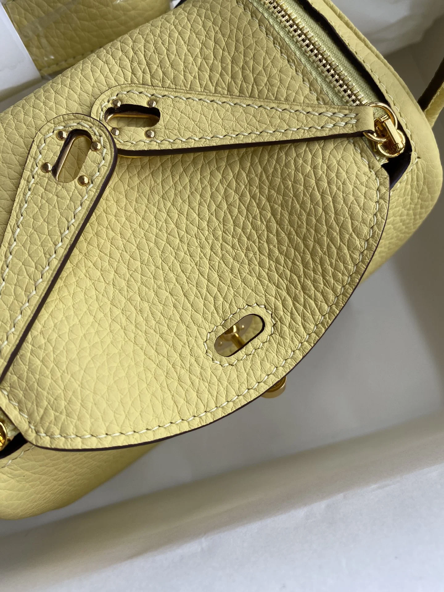 HERMES Shoulder Bags TC Leather (Yellow-Gold) 19CM H50202608090424 - Image 6