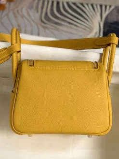Alternative view of HERMES Shoulder Bags TC Leather (Yellow-Gold) H50202608090370