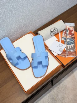 Alternative view of HERMES Slides Calf Leather EU35-40 B00202608031796