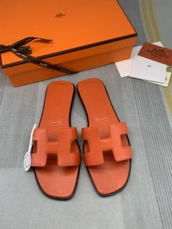 HERMES Slides Calf Leather EU35-40 B00202608031807