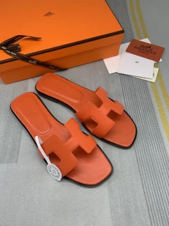 Alternative view of HERMES Slides Calf Leather EU35-40 B00202608031807