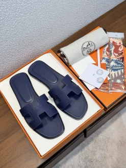 HERMES Slides Calfskin Leather EU35-40 B00202608031794