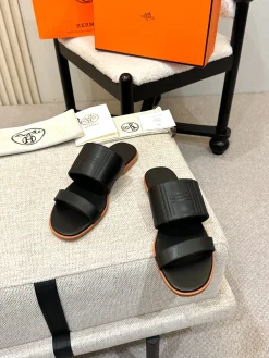 HERMES Slides Leather EU35-41 B50202608031001