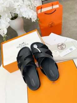 Alternative view of HERMES Slides Leather EU35-45 B20202608031764