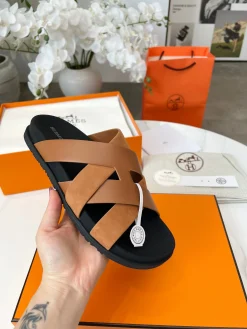 Alternative view of HERMES Slides Leather EU35-45 B20202608031767