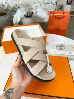 Alternative view of HERMES Slides Leather EU35-45 B20202608031769