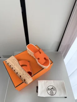 Alternative view of HERMES Slides Suede EU35-41 B70202608032736