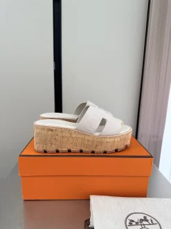 HERMES Slides Suede EU35-41 B70202608032741