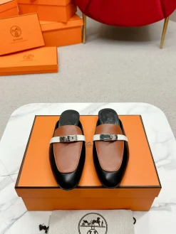 HERMES Slippers Calf Leather EU35-39 C10202608031870