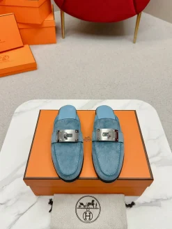 HERMES Slippers Calf Leather EU35-39 C10202608031874