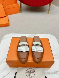 HERMES Slippers Calfskin Leather EU35-39 C10202608031862