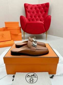Alternative view of HERMES Slippers Calfskin Leather EU35-39 C10202608031872