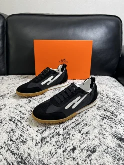 Alternative view of HERMES Sneakers Leather EU39-44 C40202608030271