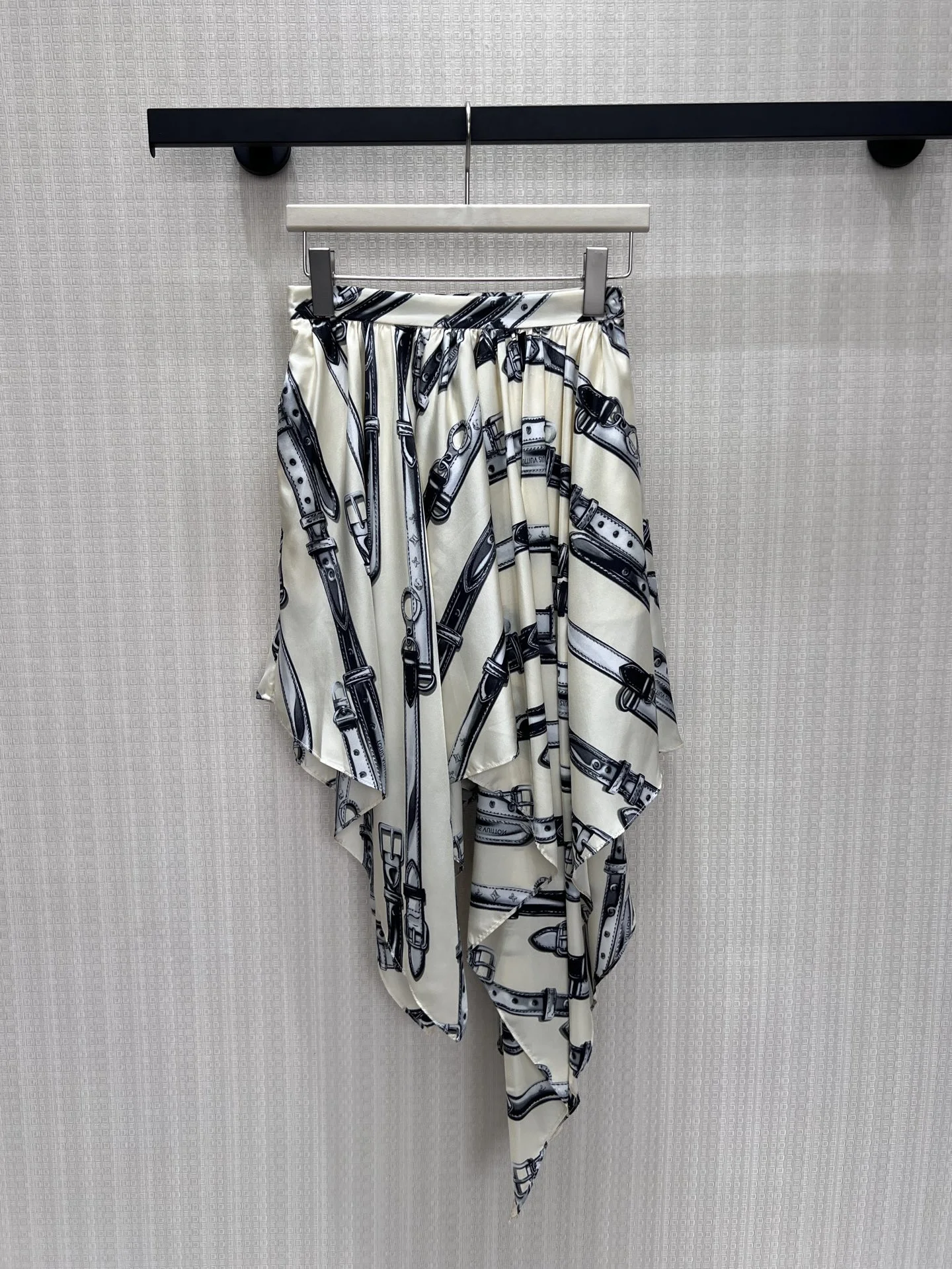 HERMES Suits Silk 36-40 D65202608042849 - Image 2