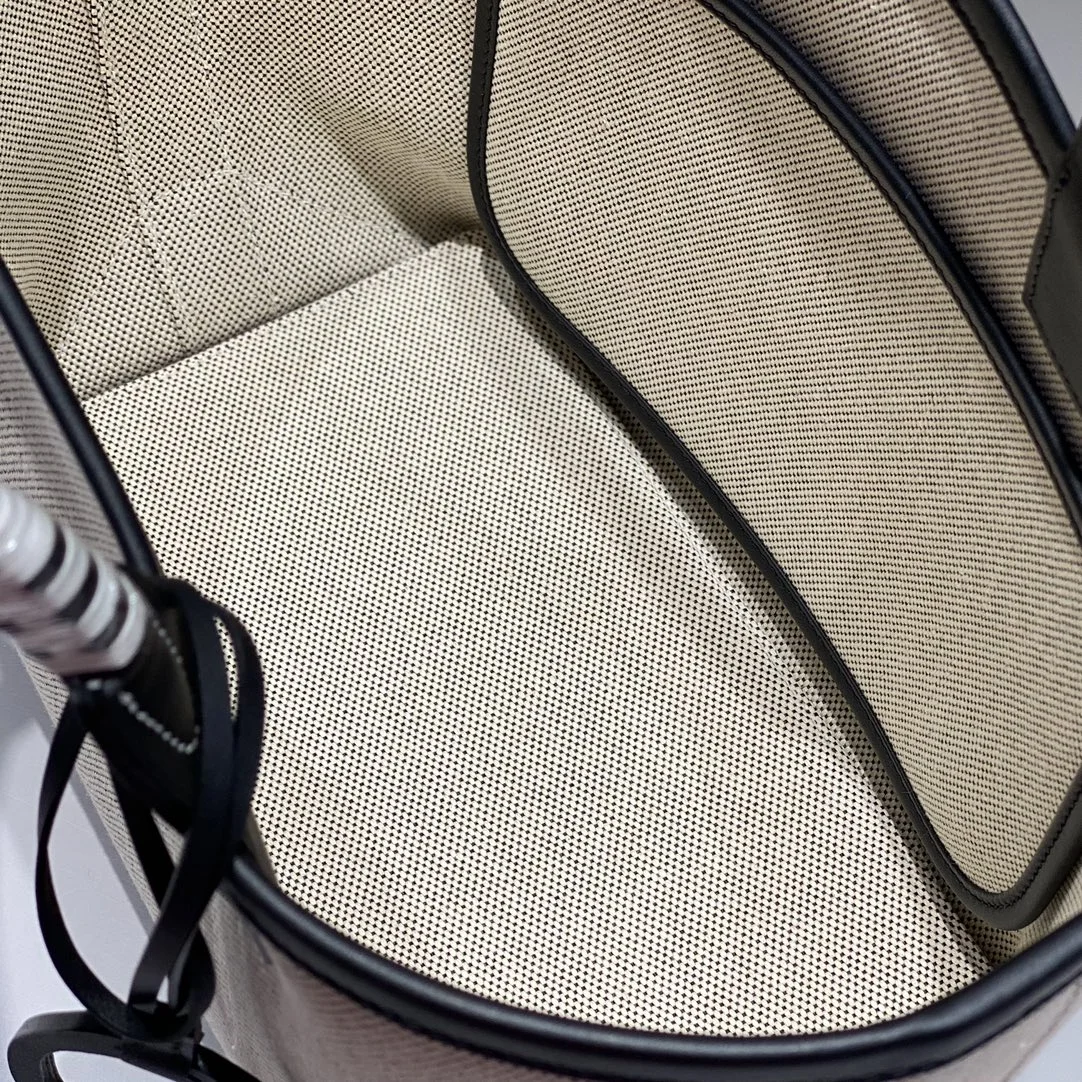 HERMES Top Handle Bags Canvas Calfskin (Beige-Black) 25X23X15CM I50202608090679 - Image 9