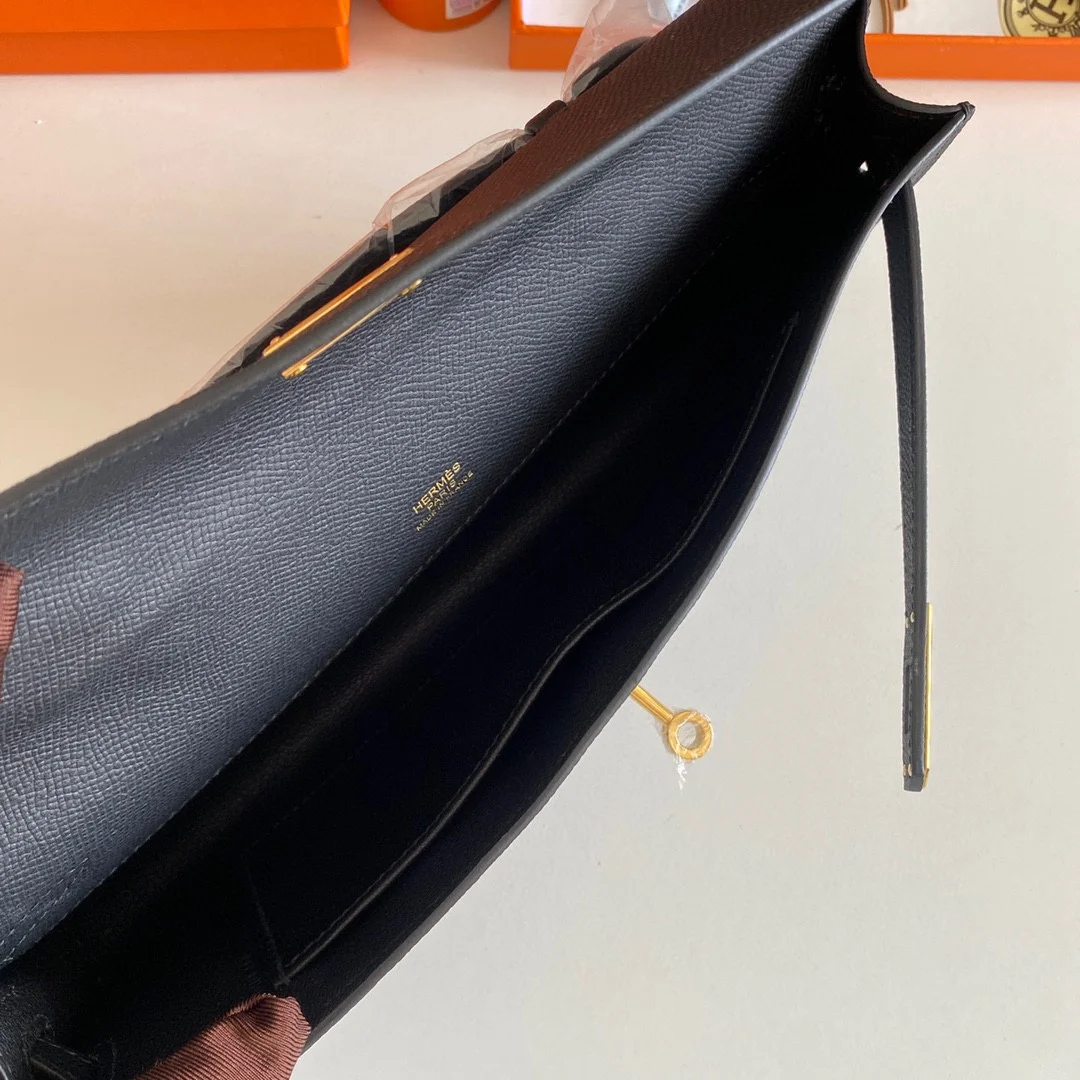 HERMES Top Handle Bags Epsom Leather (Black-Gold) 31CM H00202608091096 - Image 7