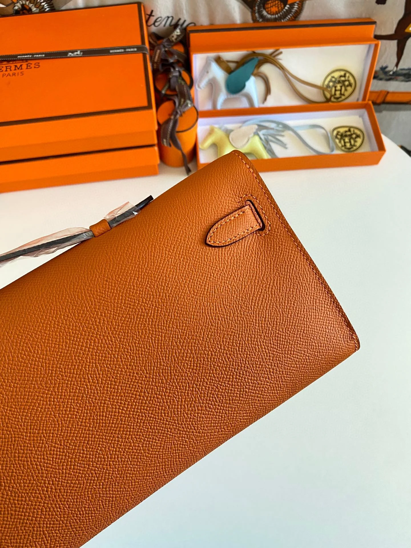 HERMES Top Handle Bags Epsom Leather (Orange-Gold) 31CM H00202608091089 - Image 4