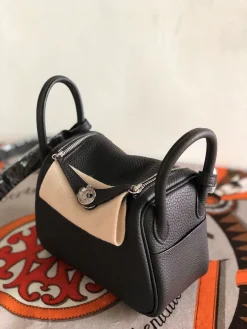 Alternative view of HERMES Top Handle Bags TC Leather (Black) 19CM H50202608090348
