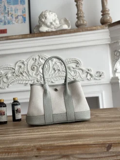 HERMES Totes Bags Canvas Leather (White-Gray) 23CM G60202608090955