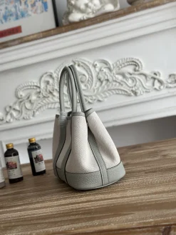 Alternative view of HERMES Totes Bags Canvas Leather (White-Gray) 23CM G60202608090955