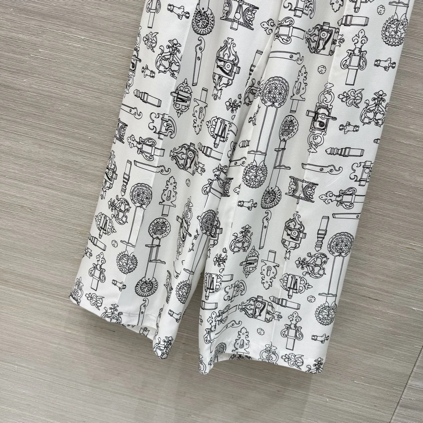 HERMES Trousers Silk S-M-L D25202608041121 - Image 6