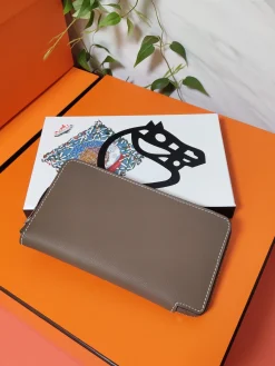 HERMES Wallet Bags Epsom Leather (Brown) 20X11CM C80202608091008