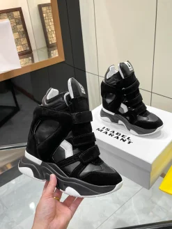 Alternative view of ISABEL MARANT Sneakers Calfskin Leather EU35-42 D10202608030719
