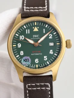 Alternative view of IWC Pilot Automatic IW327006 (Green Dial) 39mm A450202608050214