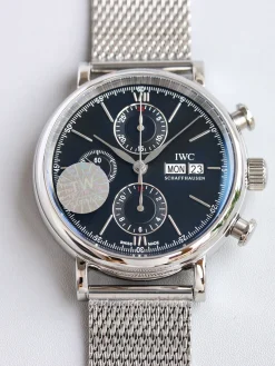 Alternative view of IWC Portofino Automatic (Black-Blue Dial) 42mm A300202608050216