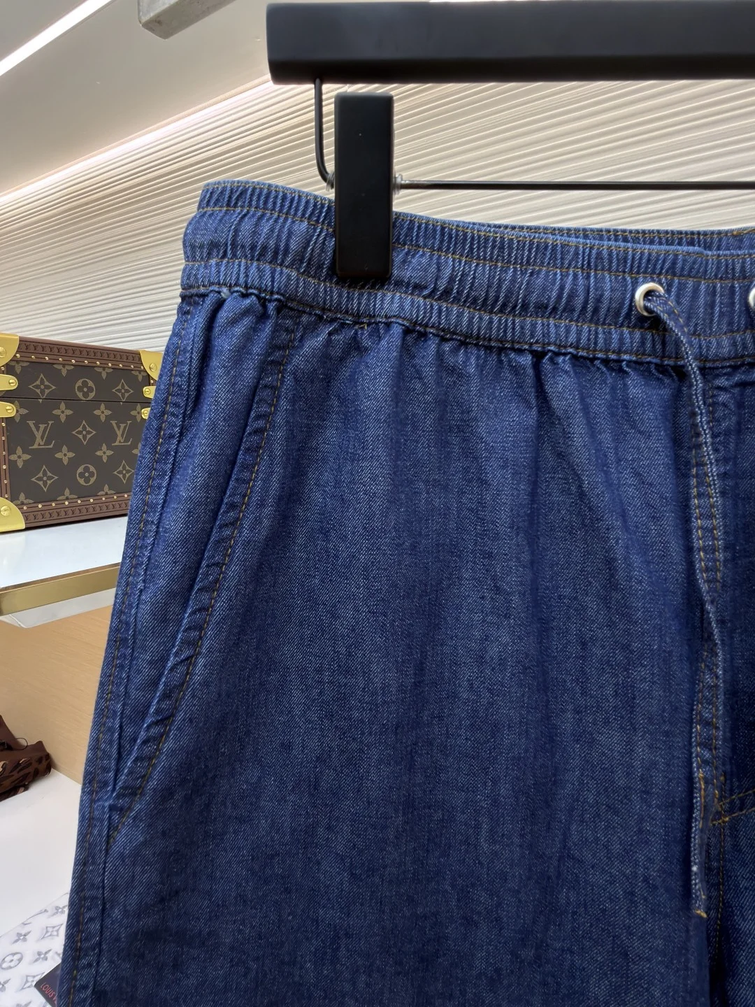 LOEWE Shorts Cotton Denim 46-52 A95202608060199 - Image 4