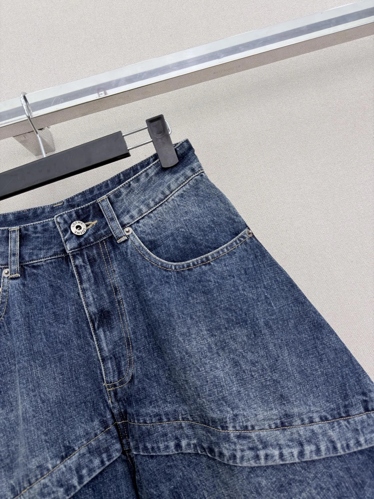 LOEWE Shorts S-L B45202608042767 - Image 5