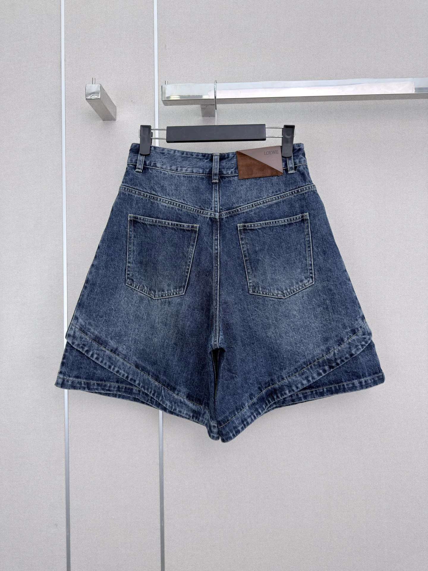 LOEWE Shorts S-L B45202608042767 - Image 6