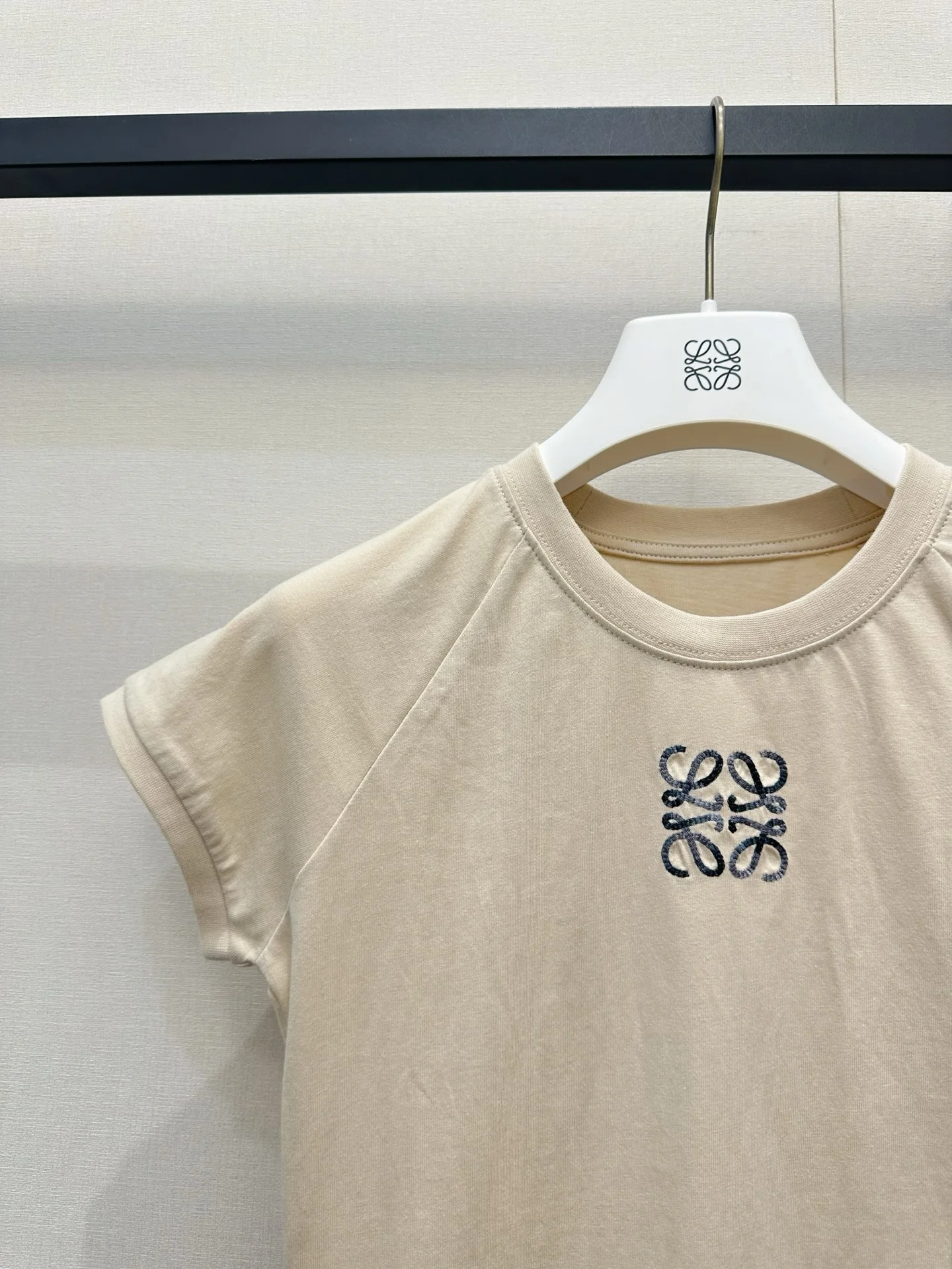 LOEWE T-shirts S-L A55202608042479 - Image 4